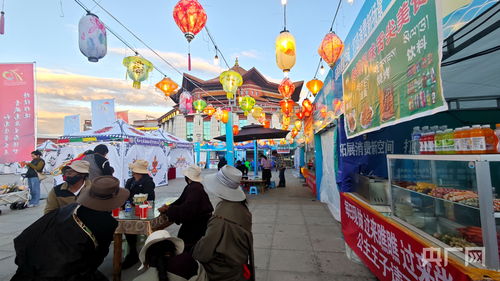 青海果洛瑪央夜市開攤迎客，高原特色好物熱銷帶動批發貿易新活力